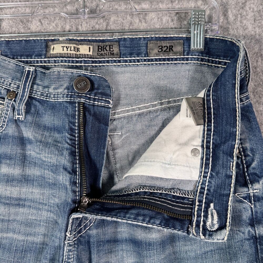BKE Tyler Jeans Mens 32x31 Mens Blue Denim Has Some Heel Drag - Picture 4 of 9